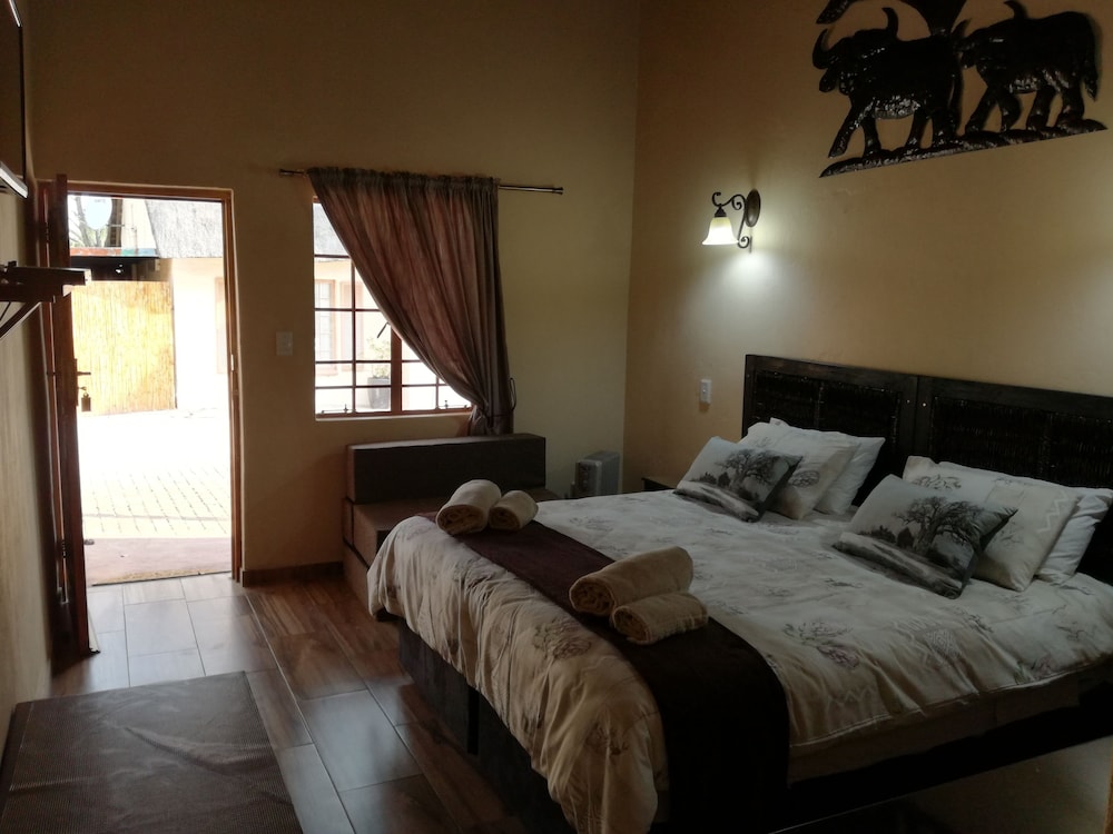 All Over Africa Guest House 2/36