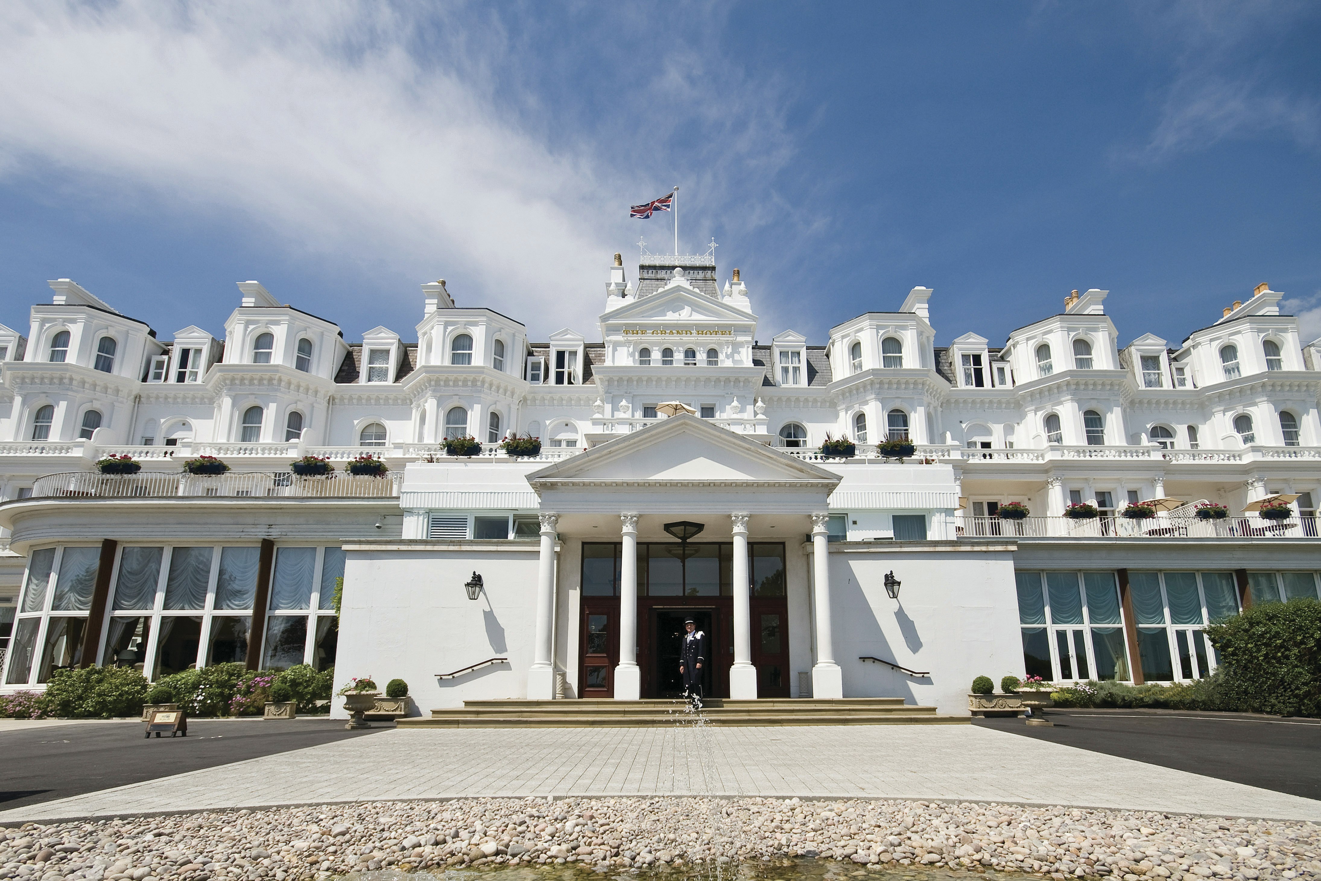 Grand Hotel Eastbourne 2/74