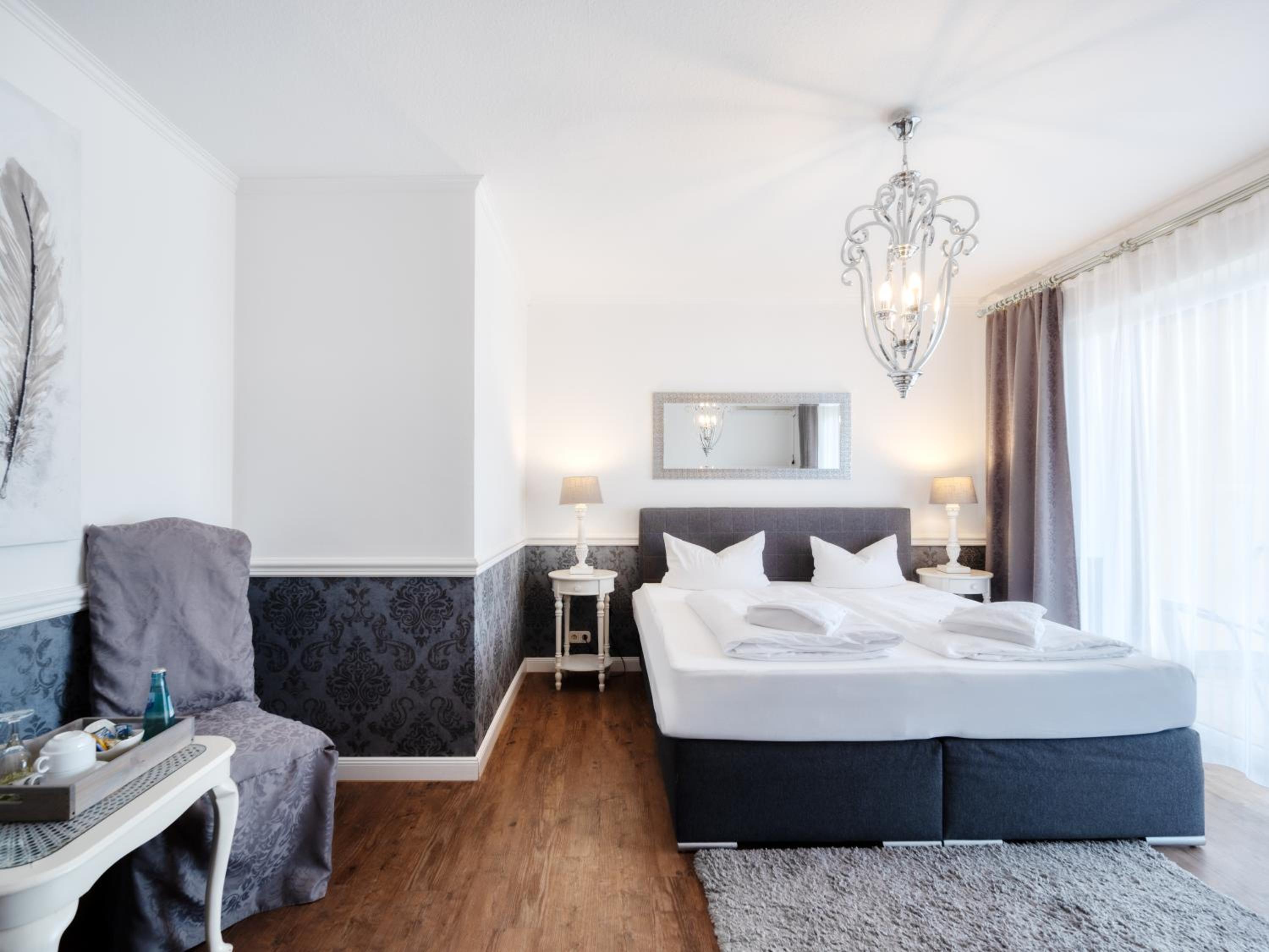 Central-Hotel am Konigshof 17/50
