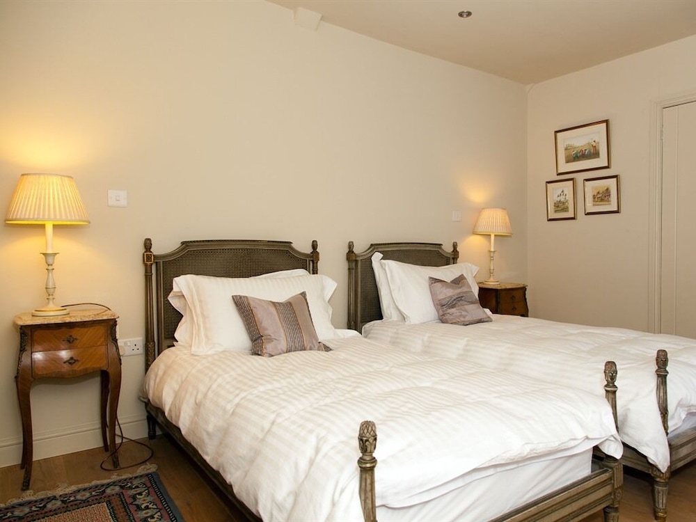 Glebe Farm B&B 14/37