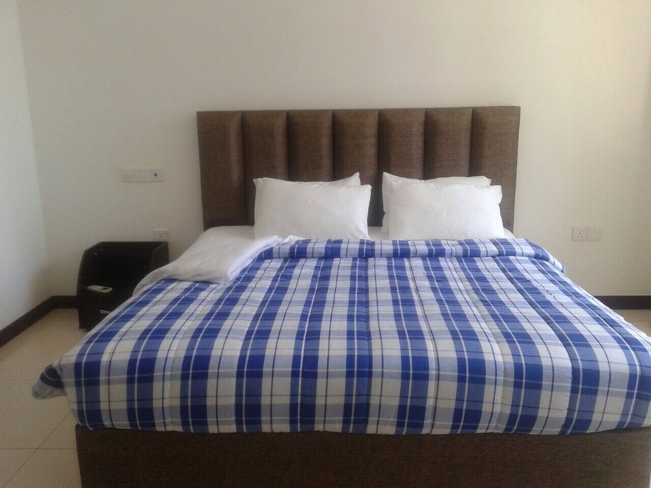 2 BEDROOMS, APARTMENT