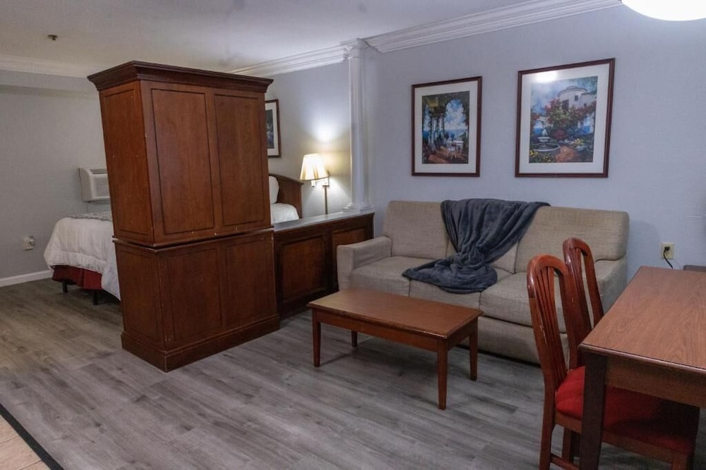Best Western Plus Atlantic City West Extended Stay And Suites 22/45