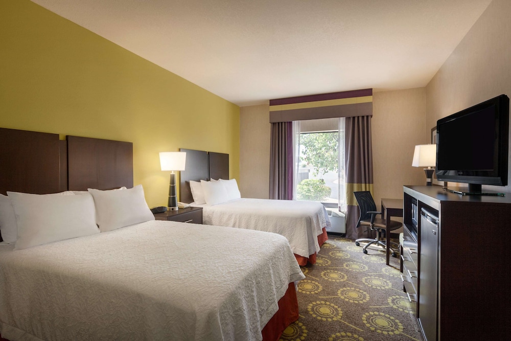 Hampton Inn St Robert Ft Leonard Wood 16/50