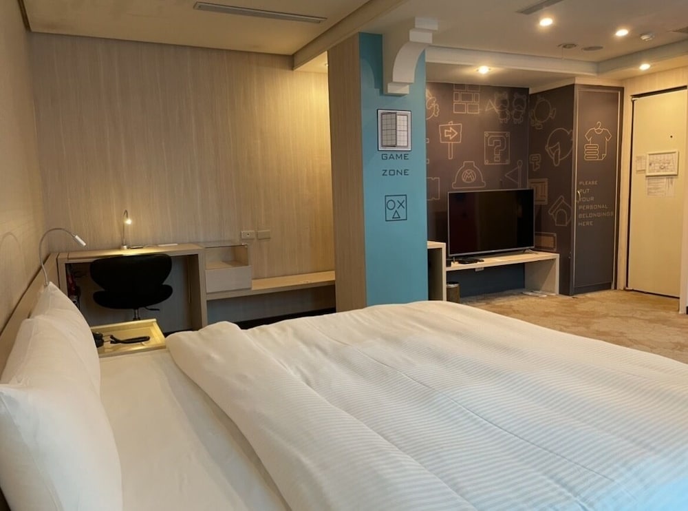 Yomi Hotel 20/76