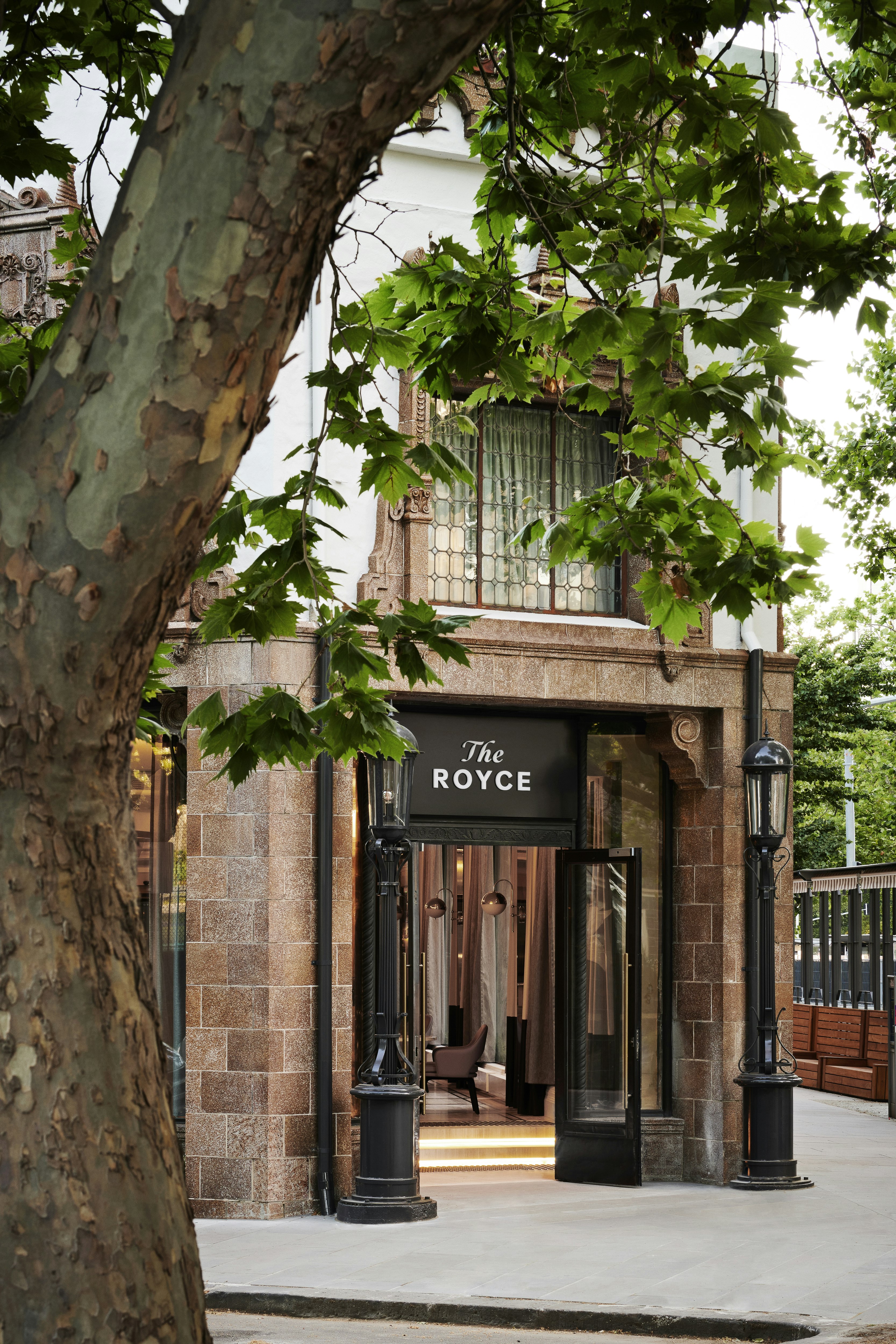 Royce Hotel 3/60