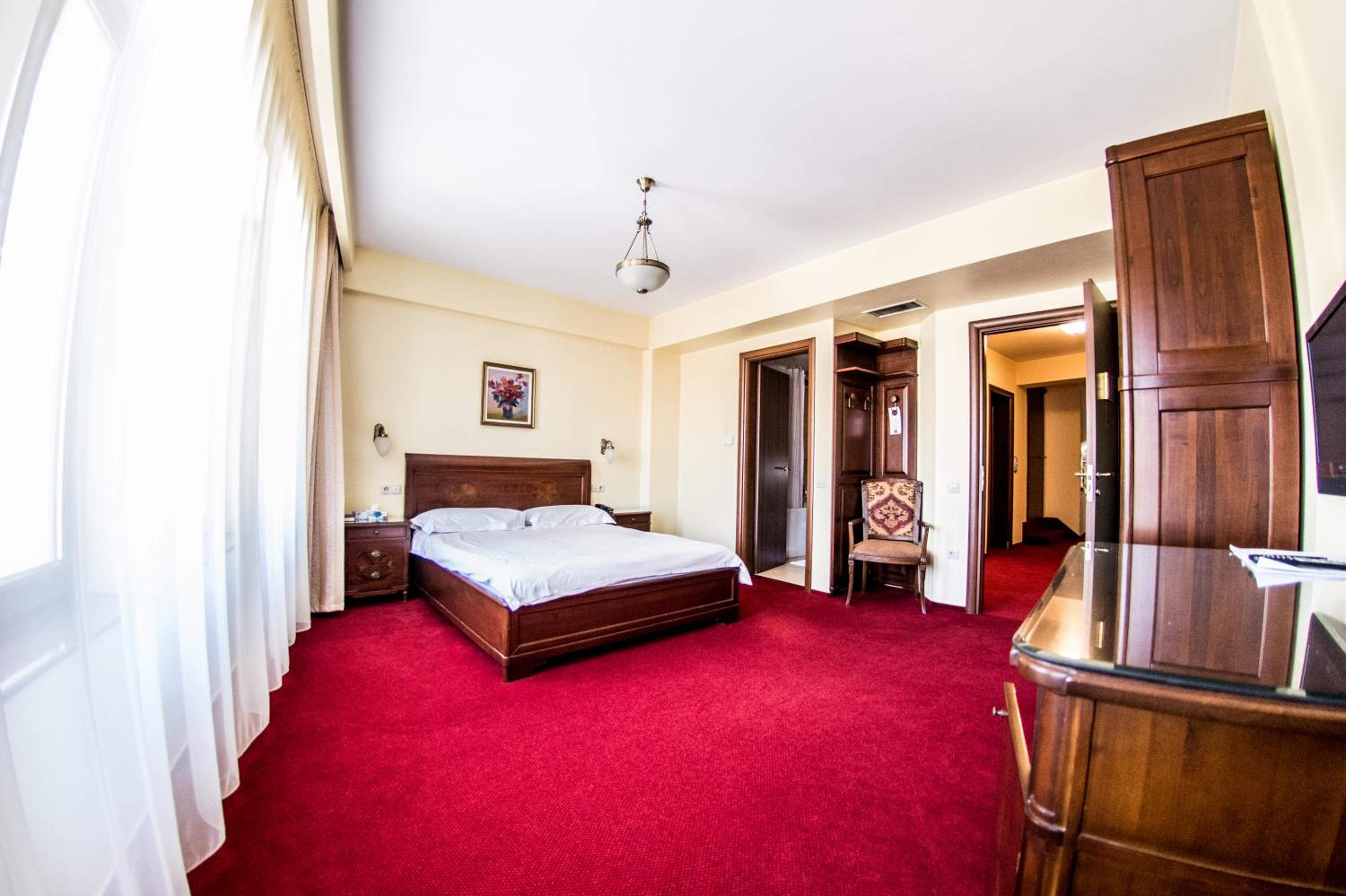 Elite Hotel 5/46