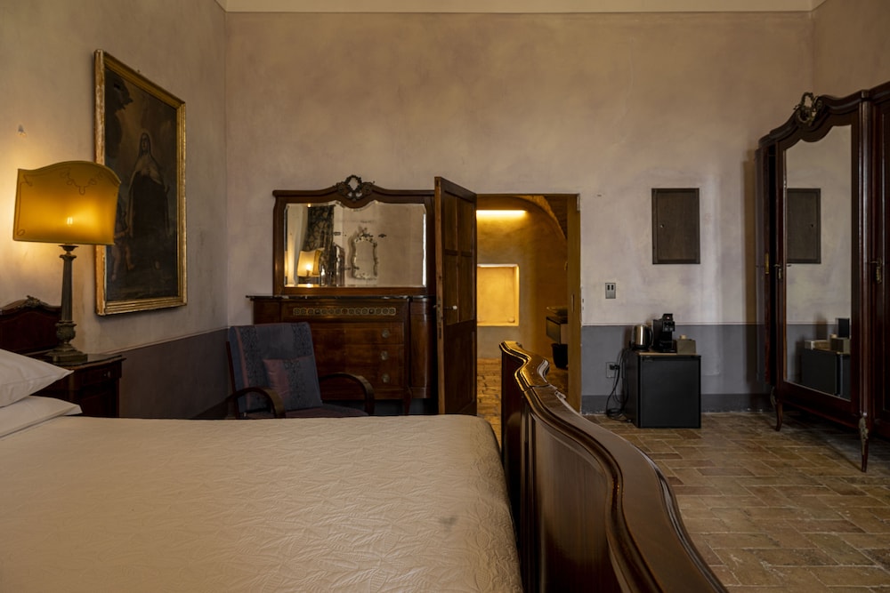 CASTELLO DI SEMIVICOLI 28/44