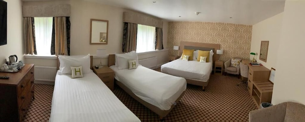 Haley s Hotel 24/65