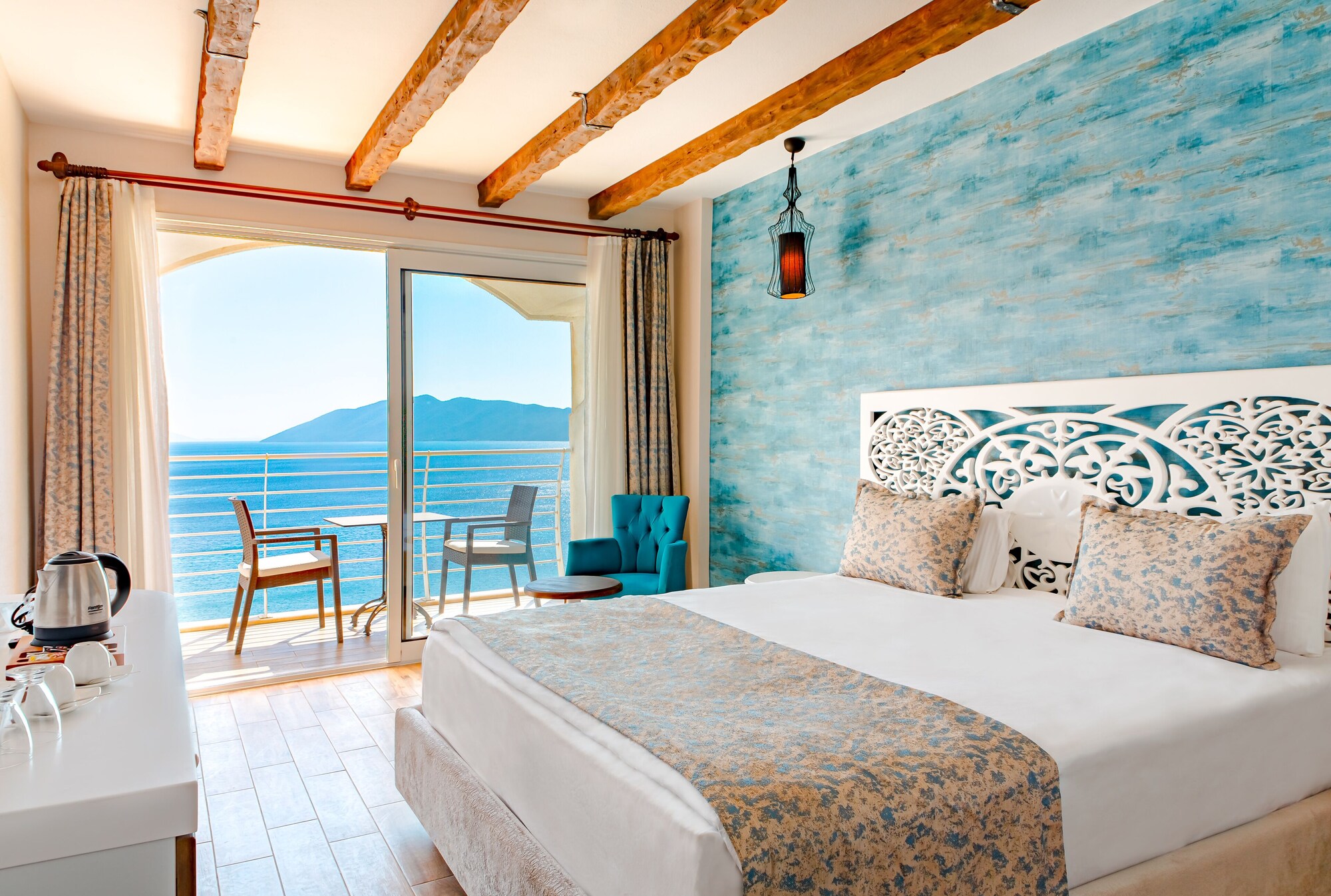 STANDARD, TRIPLE, SEA VIEW