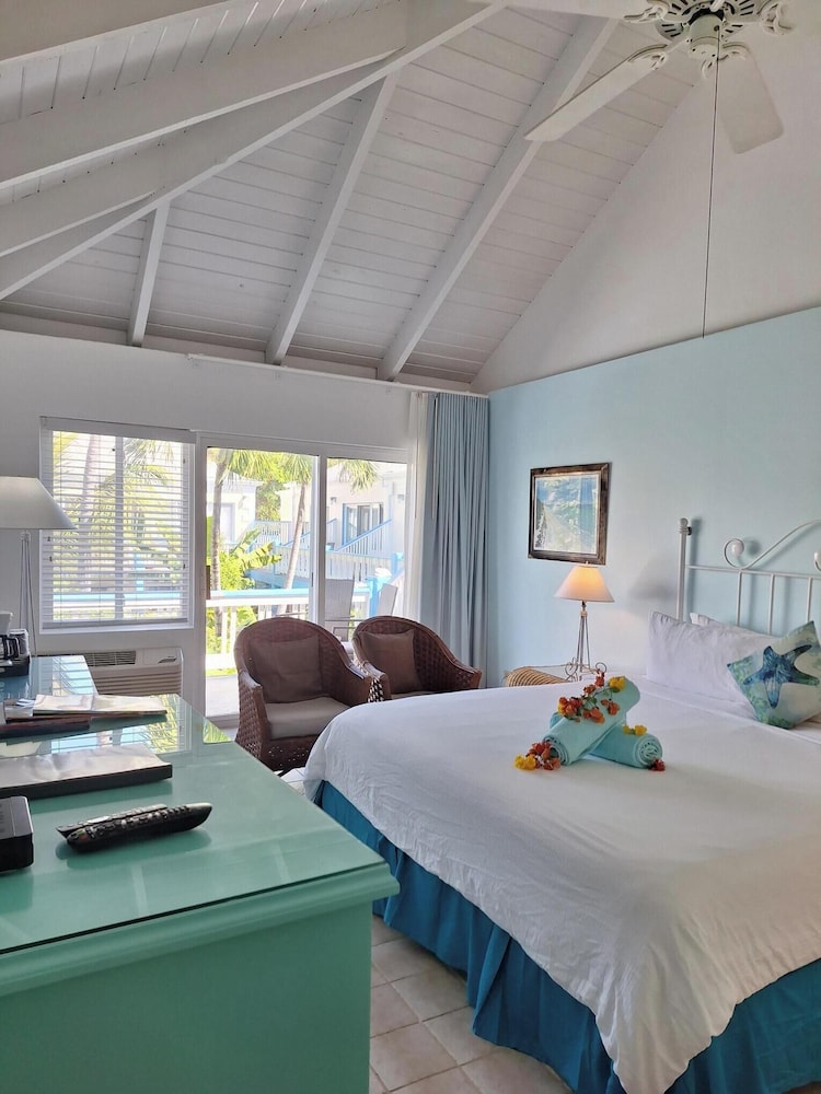 Sibonne Beach Hotel 24/62
