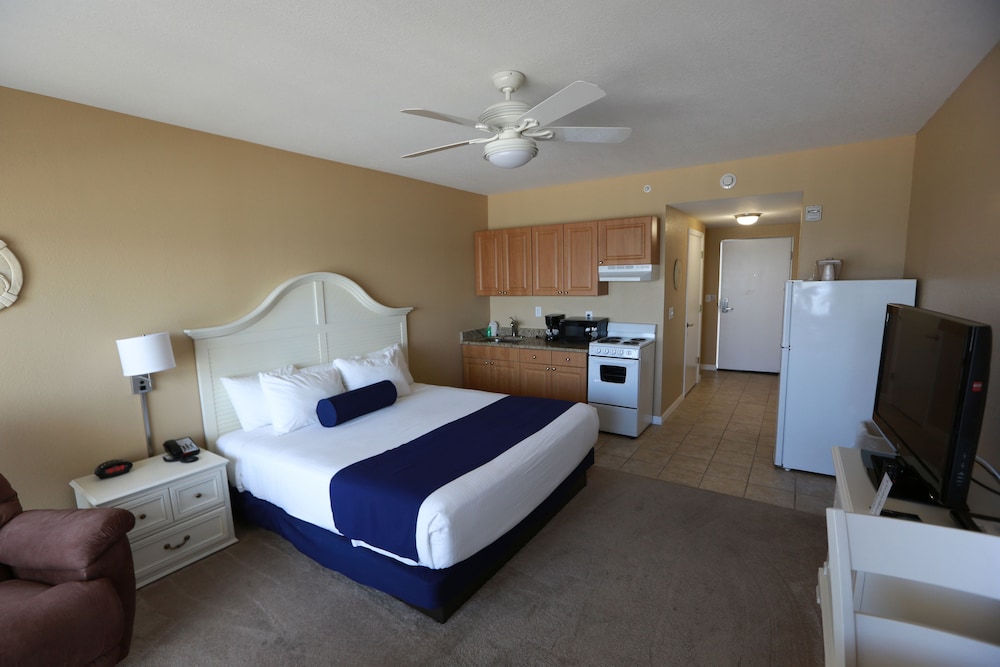 Shoreline Island Resort Exclusively Adult 13/50