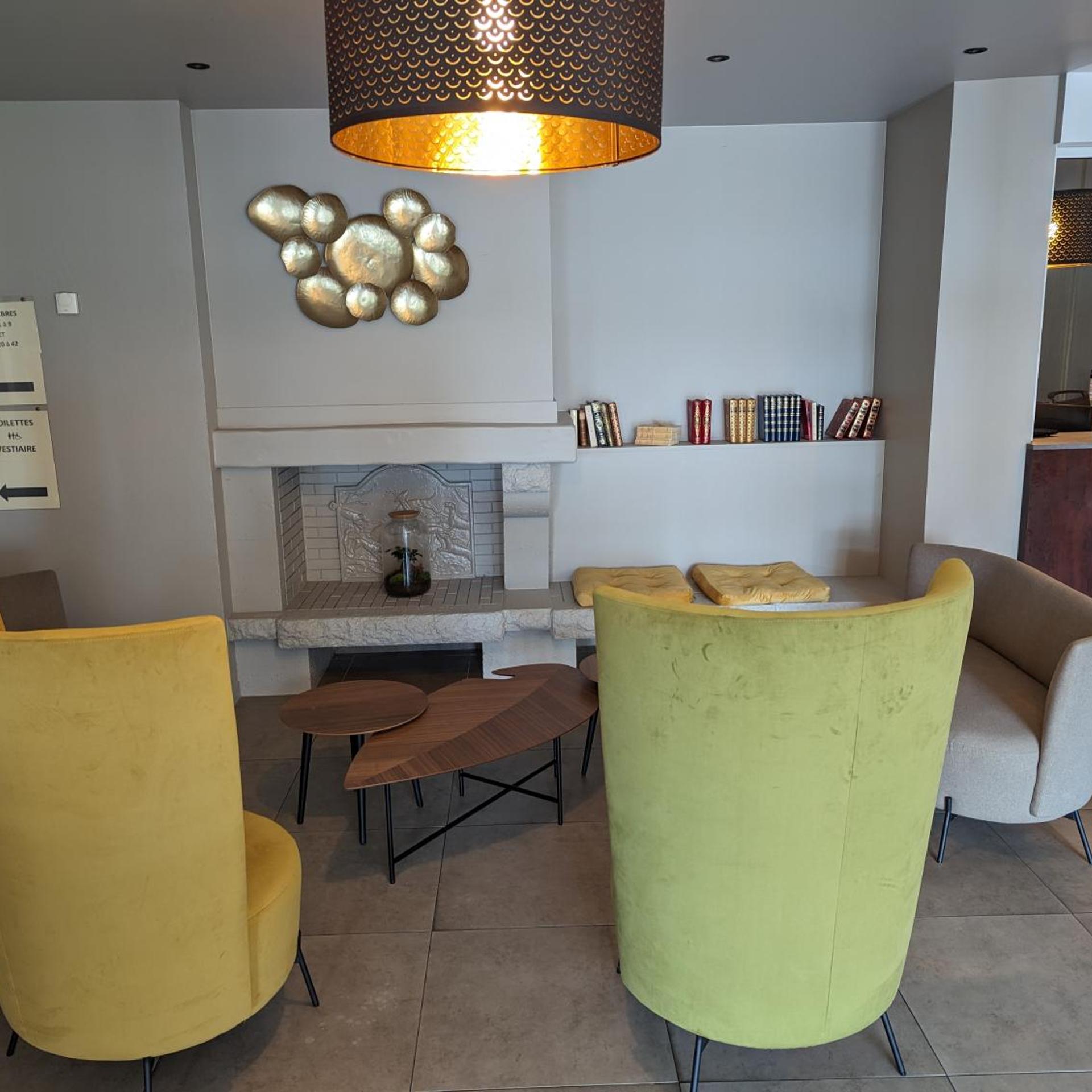 Hotel de La Loire 6/51