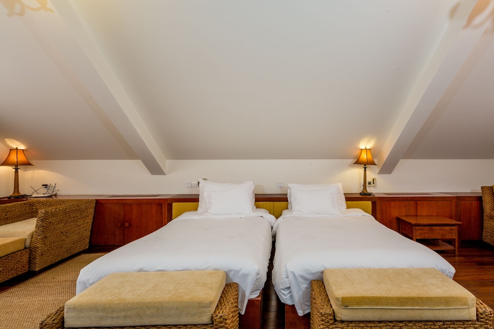 Furama Villas Da Nang 27/75