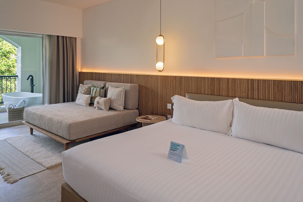 Junior Suite, King Bed, Sofa, Adult Only, Bathtub، Hacienda Tres Rios All Inclusive 3/5