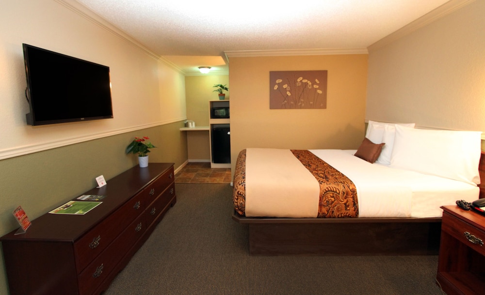 Family Garden Inn Suites 16/50