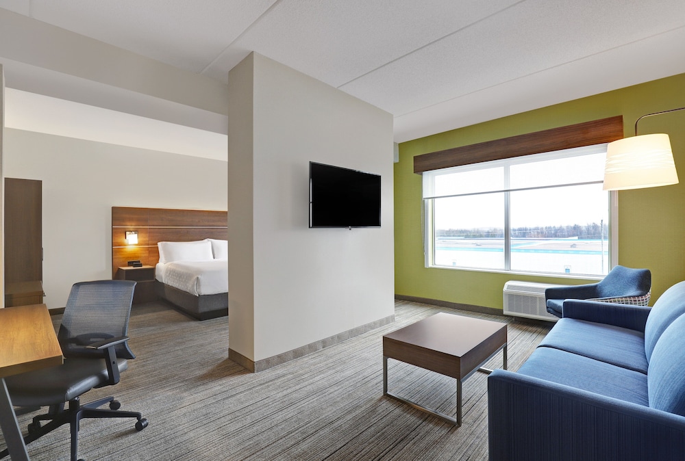 Holiday Inn Express And Suites Collingwood 48/73