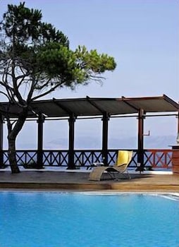 Mati Hotel 3/53