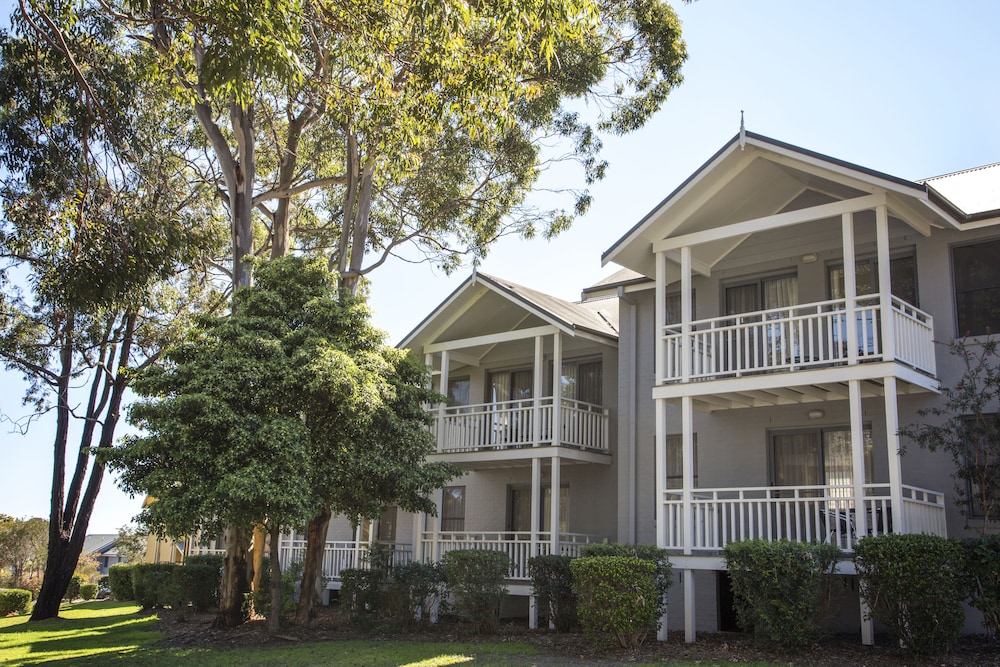 Mercure Lake Macquarie Raffertys Resort 3/74