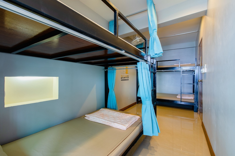 Restiny Hostel 64/73