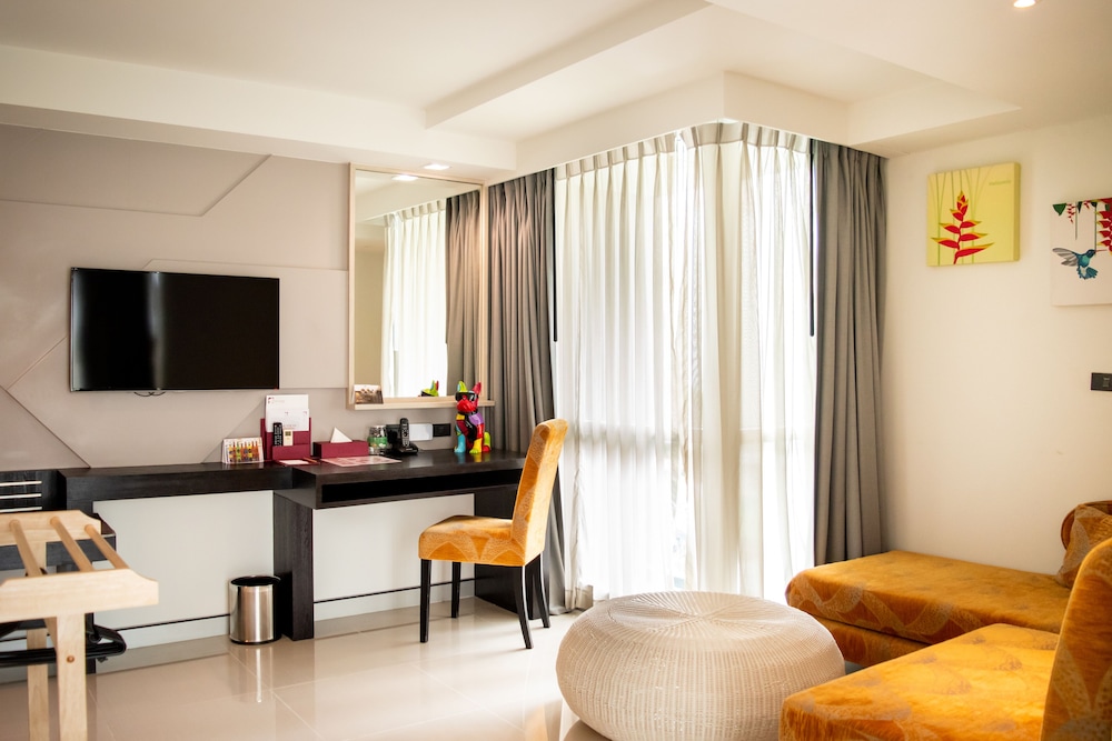 Hotel Clover Asoke 30/50
