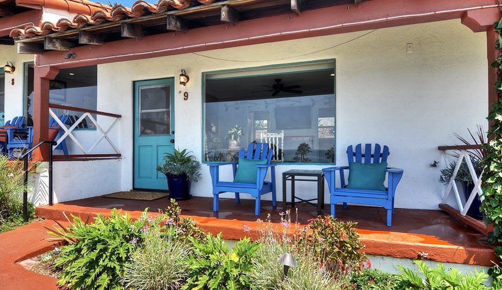 Beachcomber Inn 6/50
