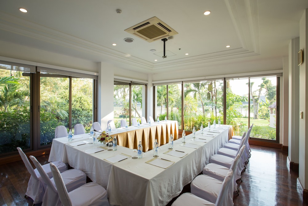 Imperial River House Resort 30/50