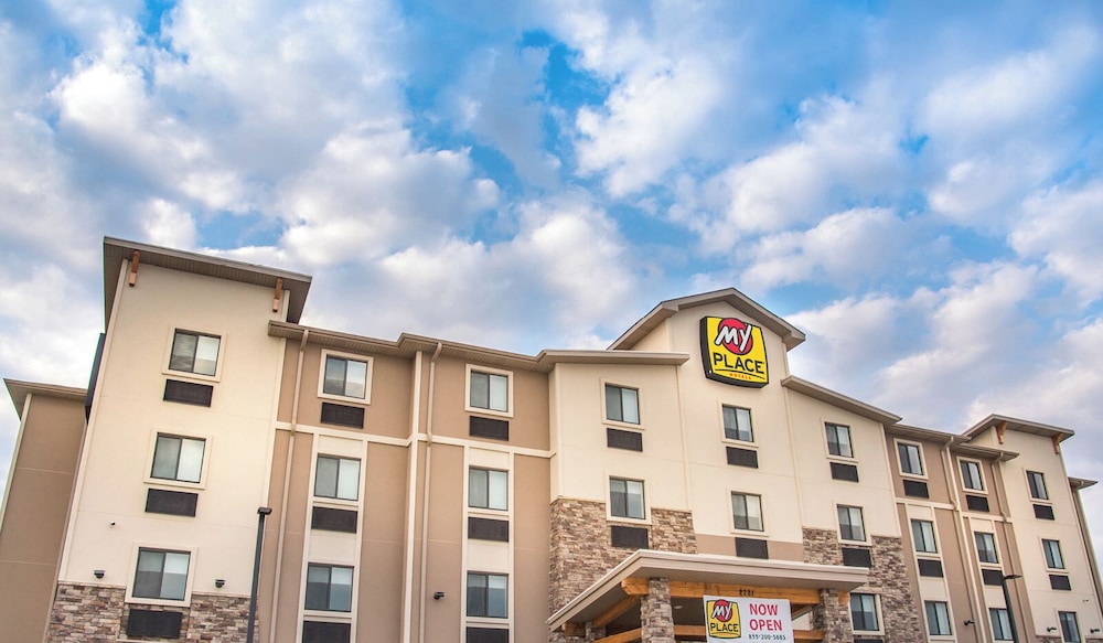 My Place Hotel-Council Bluffs/Omaha East, IA 2/49