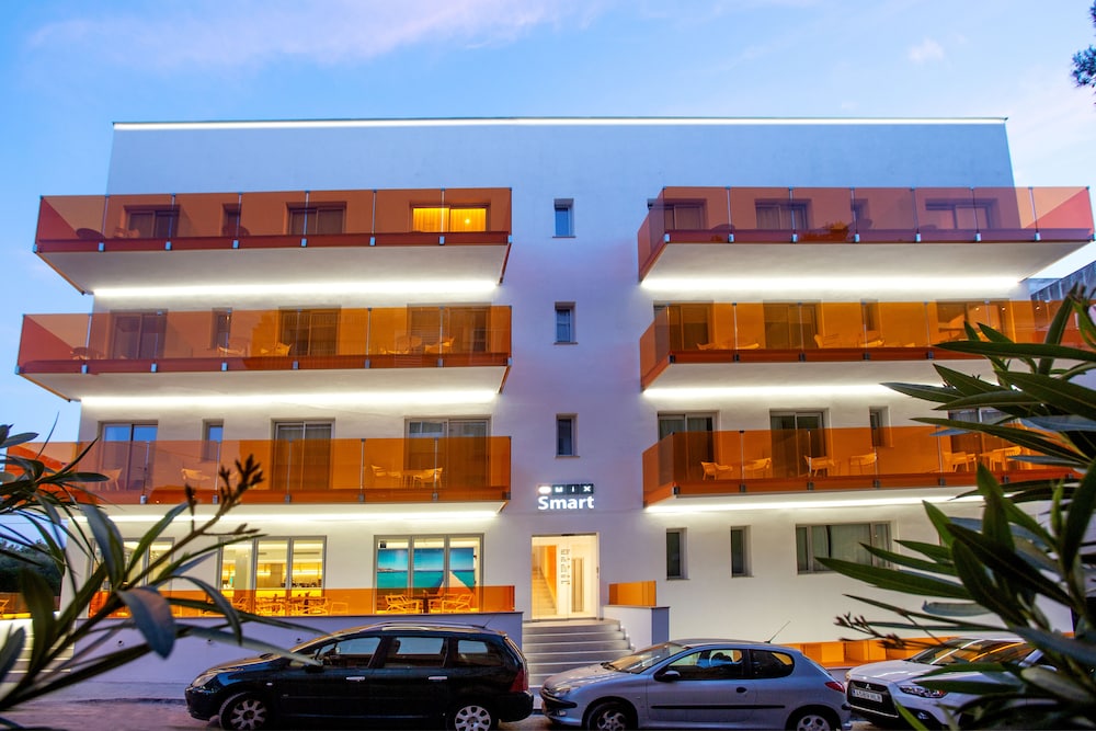 Mix Smart Hotel 2/28