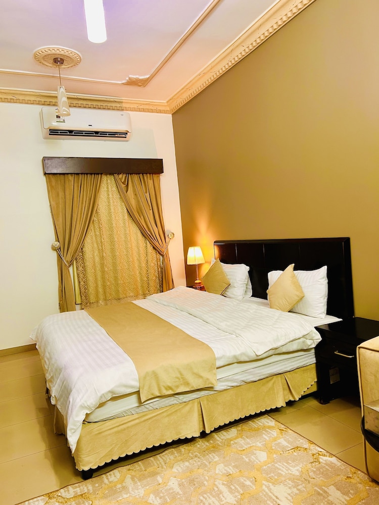Arabian Palm Hotel 13/50