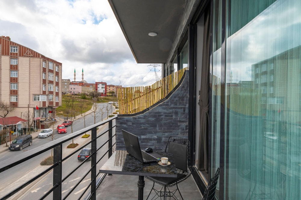 Melanj Airport Hotel 22/46