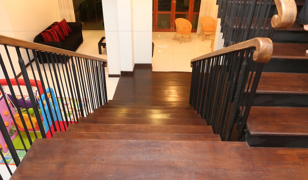 Capital Villa photo3