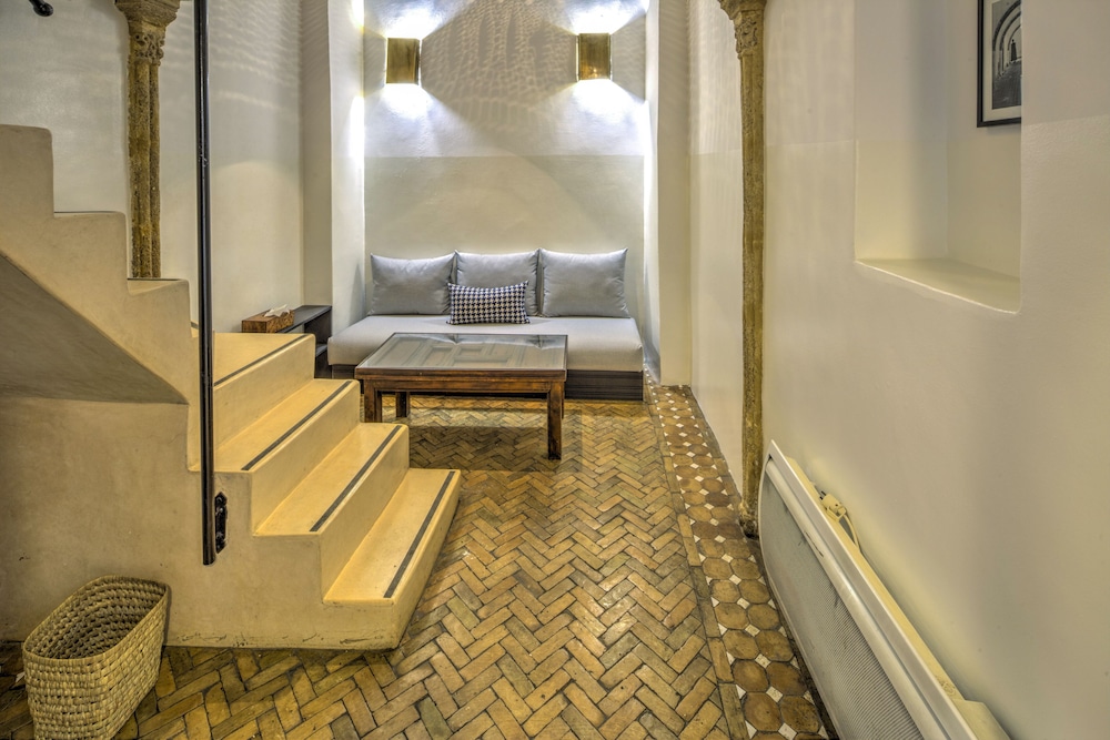 Riad Amaris 19/36
