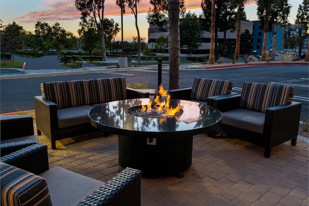 TownePlace Suites by Marriott Irvine Lake Forest 36/46