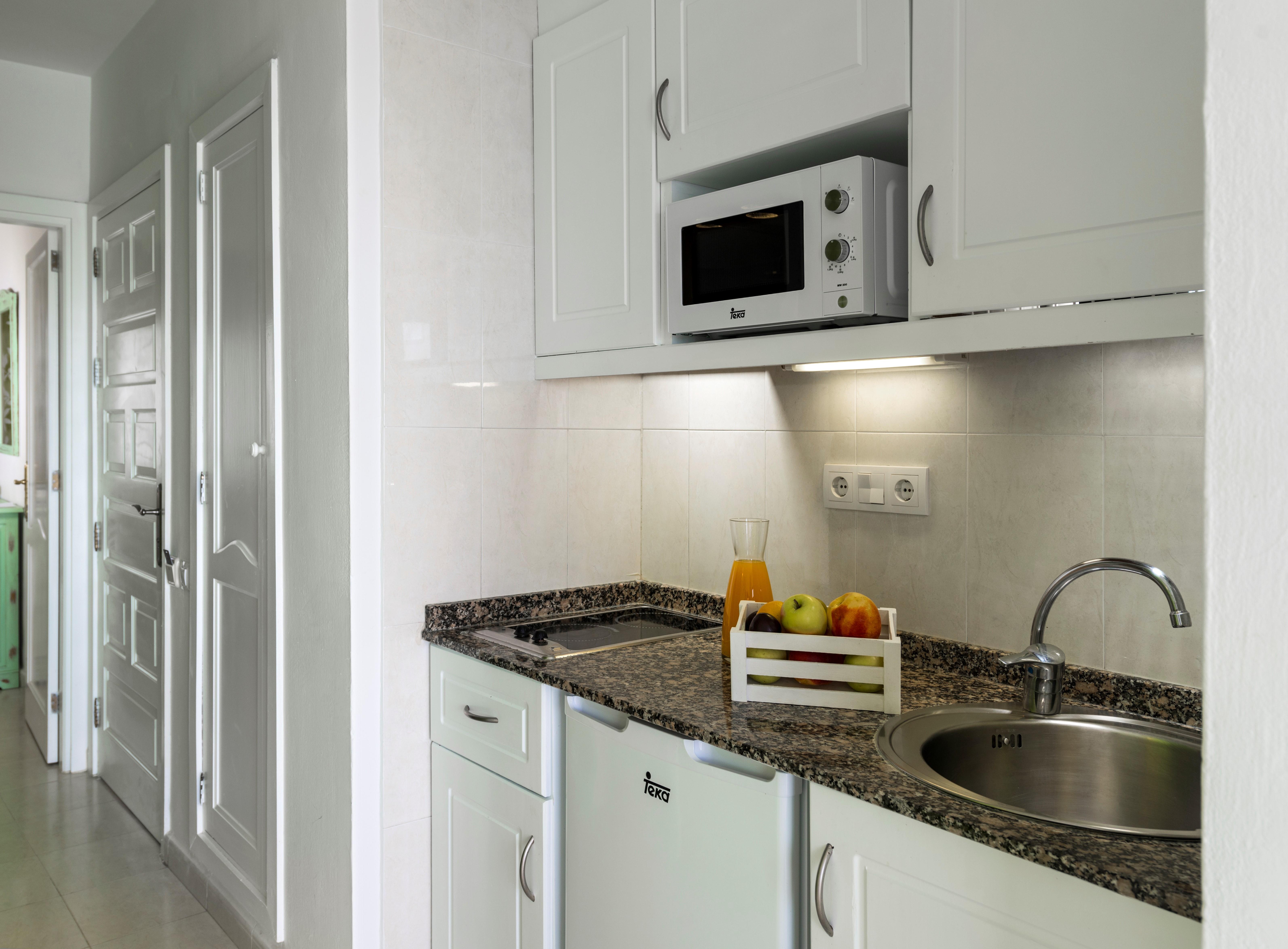 2 Bedrooms, Apartment, Balcony or Terrace