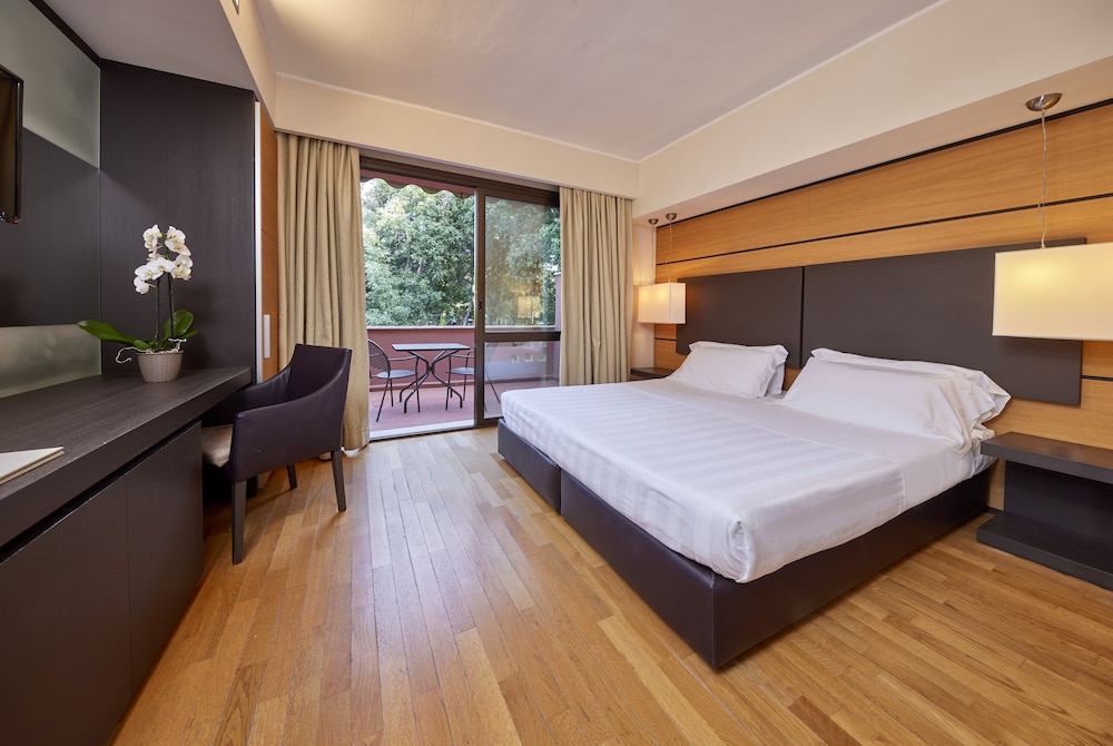 Park Hotel I Lecci 8/62