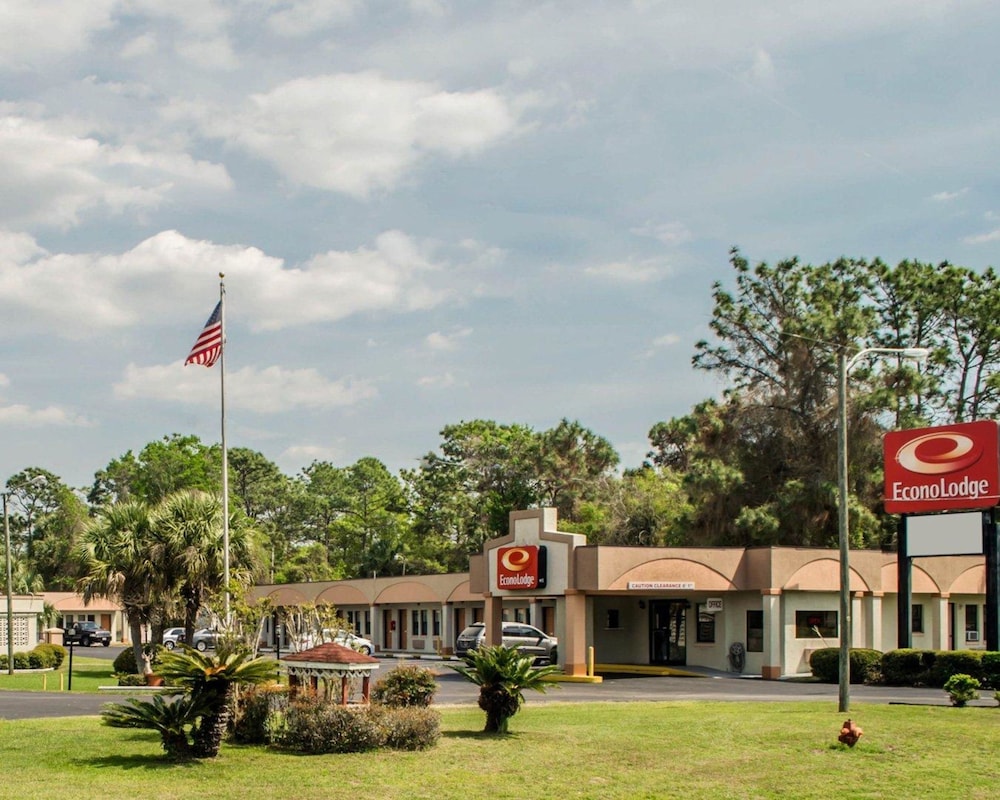 Econo Lodge Crystal River 5/26