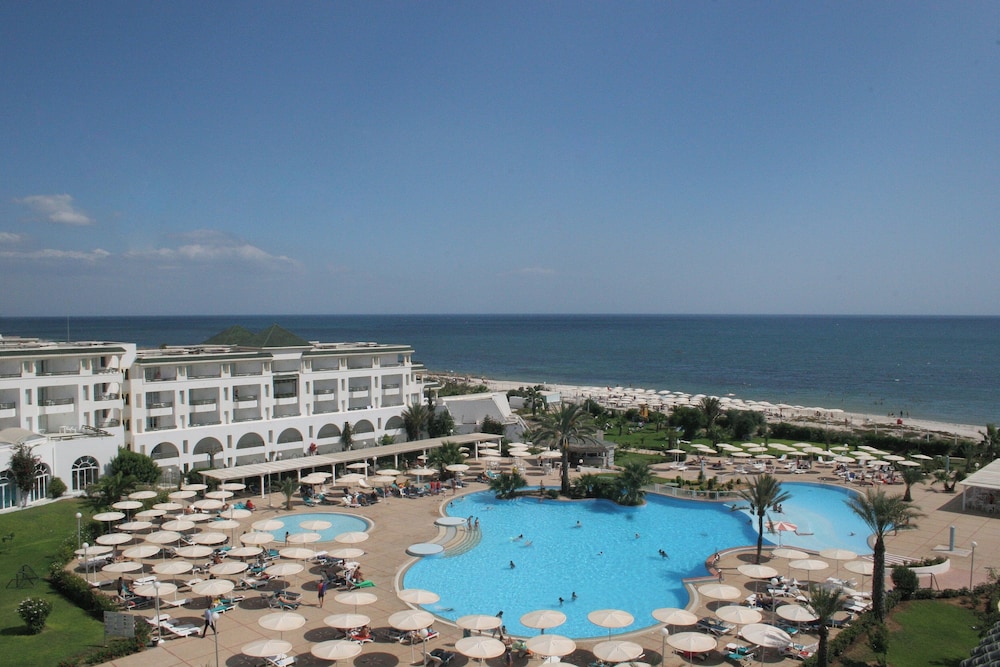 El Mouradi Palm Marina 7/50