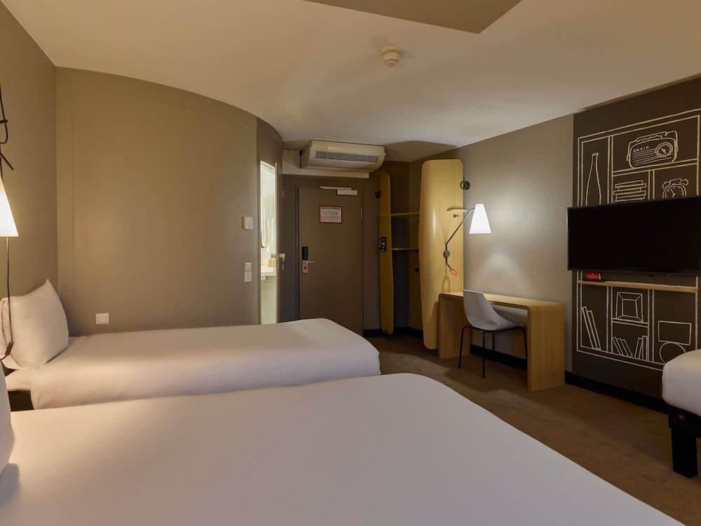 IBIS BERN EXPO 21/50