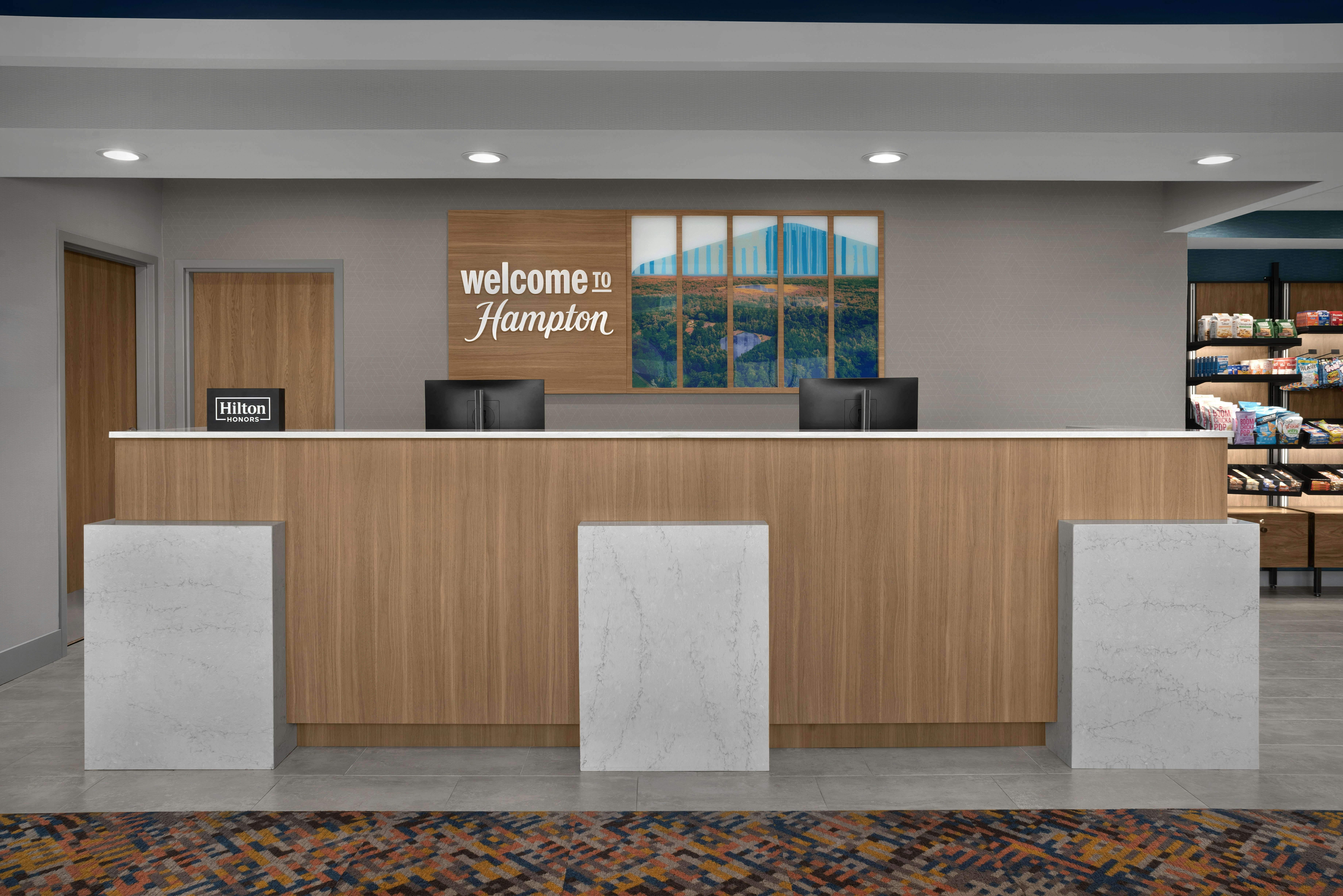 Hampton Inn Suite Lake City 5/35