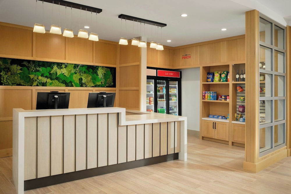 TownePlace Suites by Marriott Ventura Oxnard 6/45