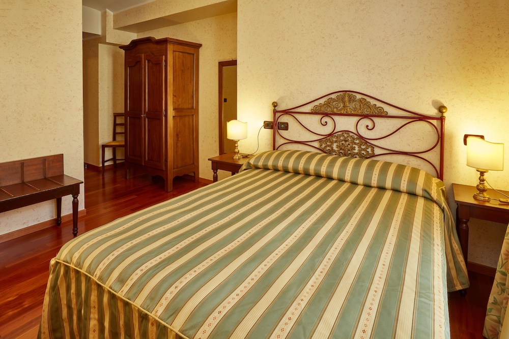 Hotel Liberty 32/70