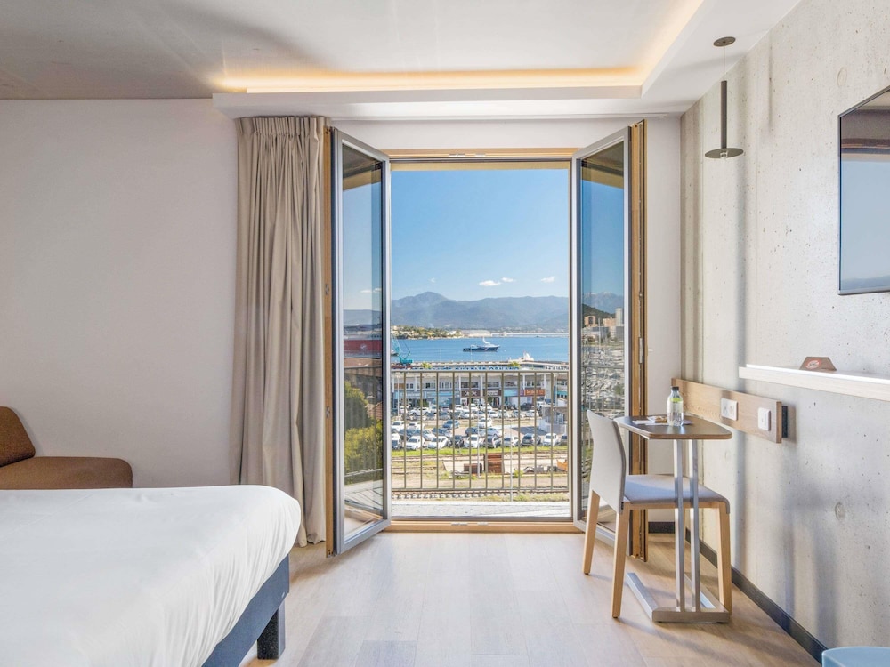 ibis Styles Ajaccio Napoleon 25/65