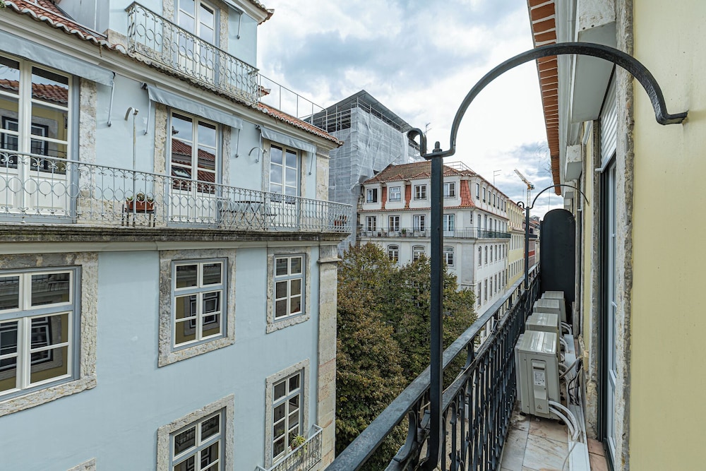 Santa Justa Apartments Downtown Center 74/78