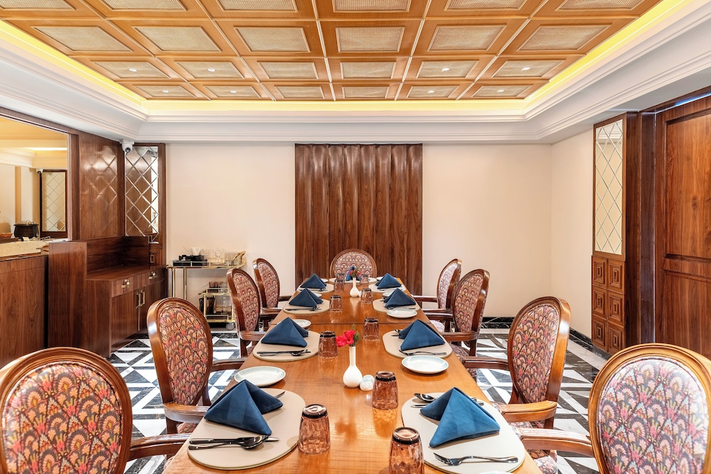 Sayaji Resort and Spa Udaipur 35/50