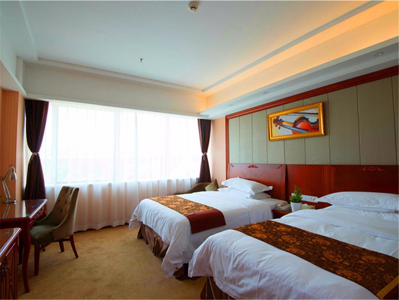 Executive, Twin Beds