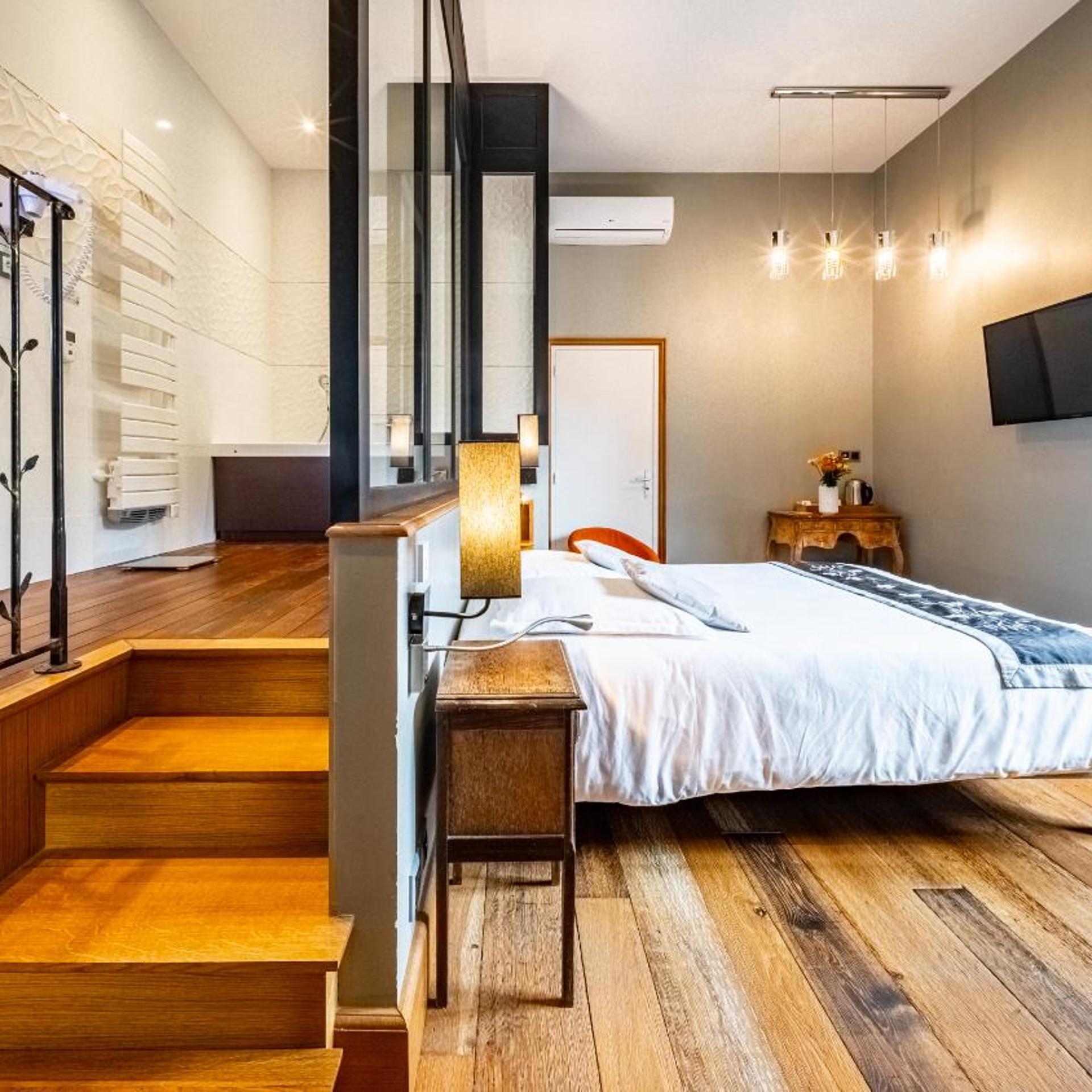 غرفة سوبيريور بسرير مزدوج، HOTEL DE LA CÔTE D’OR 4/10
