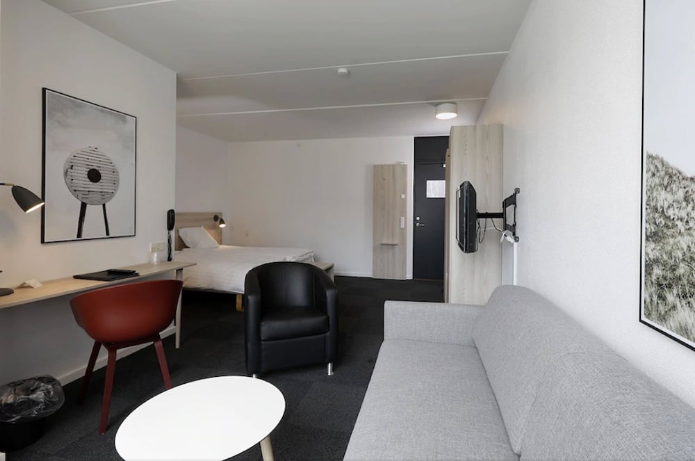 Montra Skaga Hotel First Partner 41/56