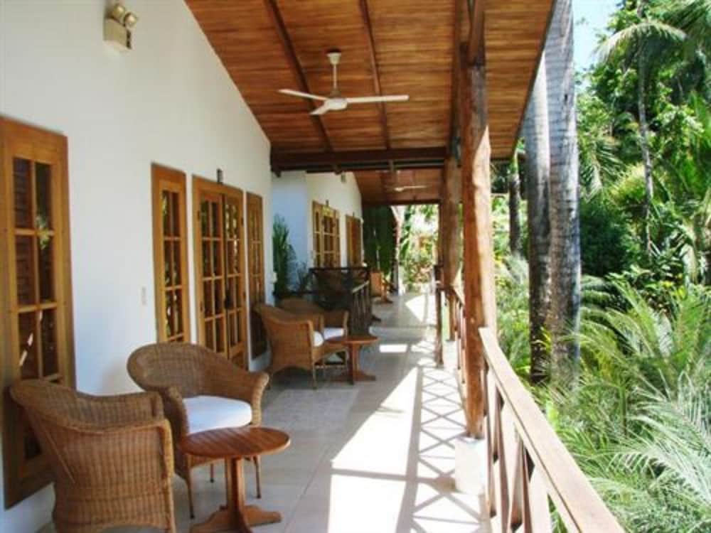 The Falls Resort at Manuel Antonio 9/70