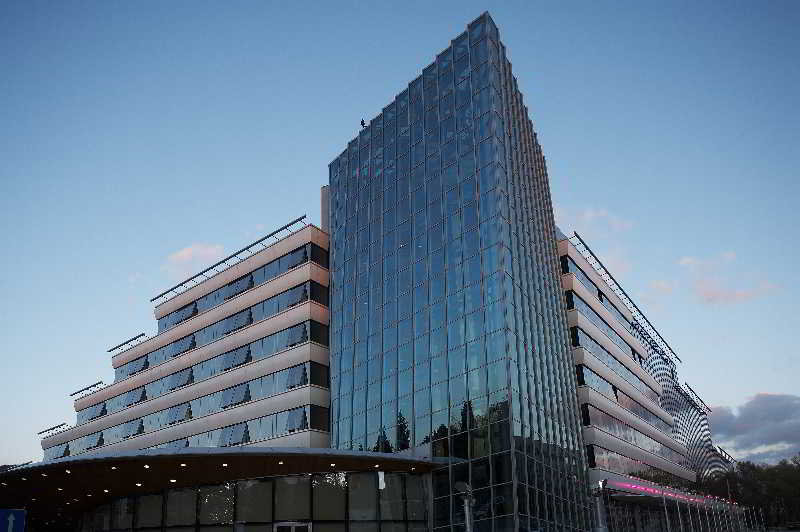 PERLA CASINO AND HOTEL 2/23