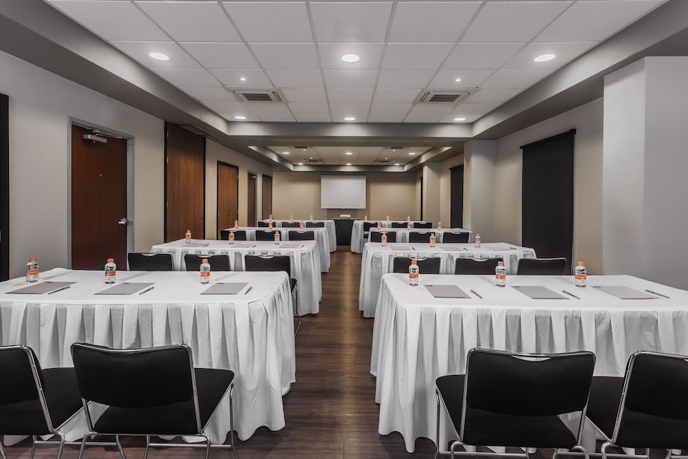 City Express by Marriott Celaya Galerias 54/61
